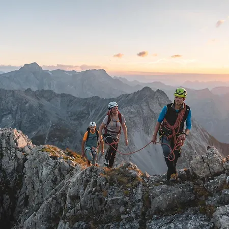 Haus Alvier By A-appartments