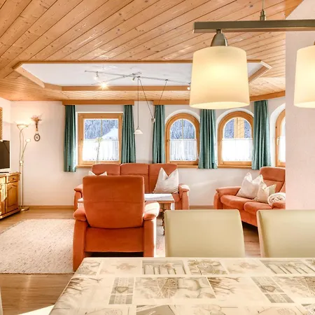 Haus Alvier By A-appartments