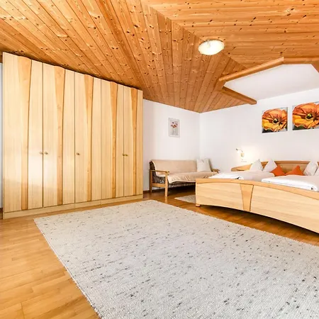 Haus Alvier By A-appartments Lejlighed *